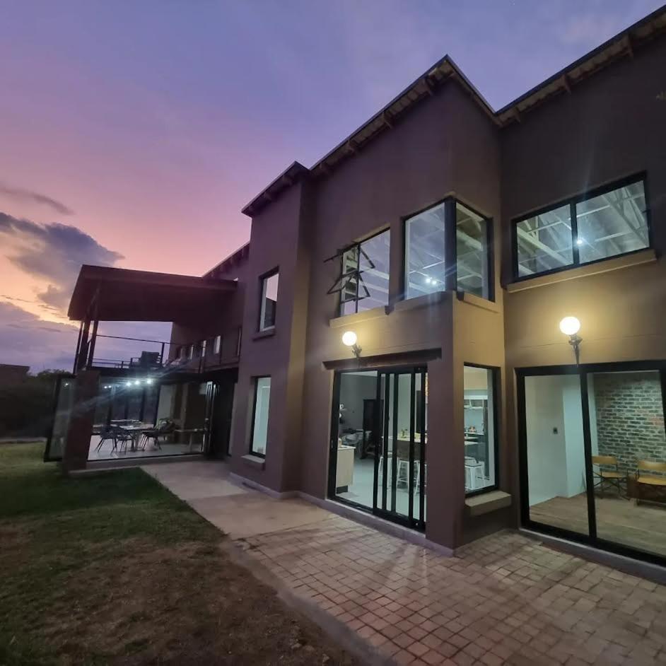 Pilanesberg Private Lodge Bagian luar foto